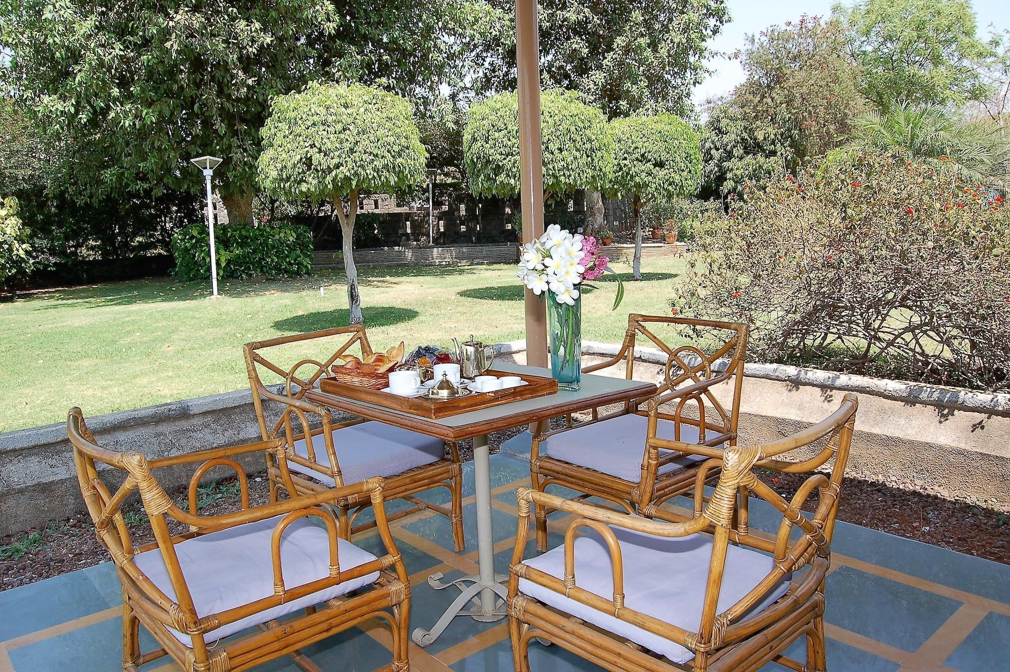 The Meadows Resort And Spa Aurangabad  Exteriör bild
