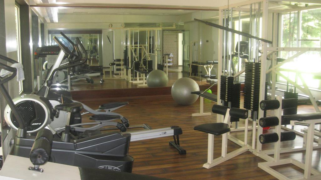 The Meadows Resort And Spa Aurangabad  Exteriör bild