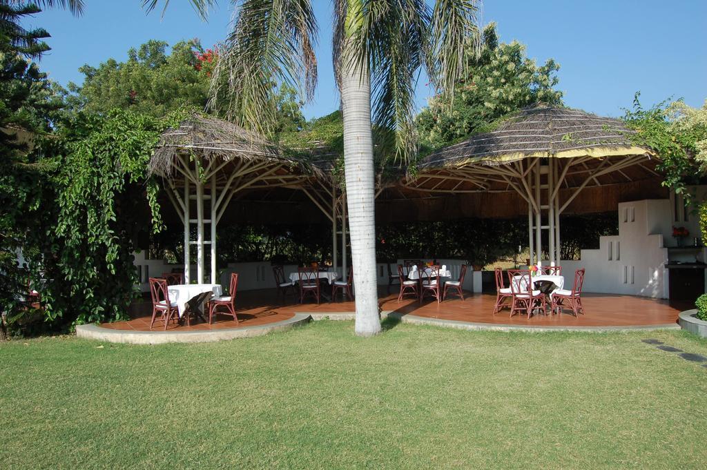 The Meadows Resort And Spa Aurangabad  Exteriör bild