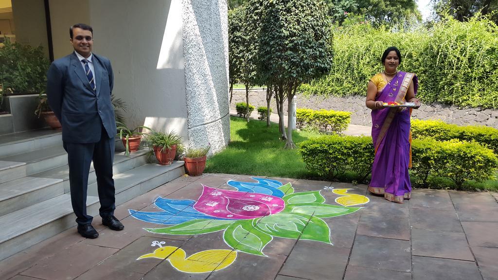 The Meadows Resort And Spa Aurangabad  Exteriör bild