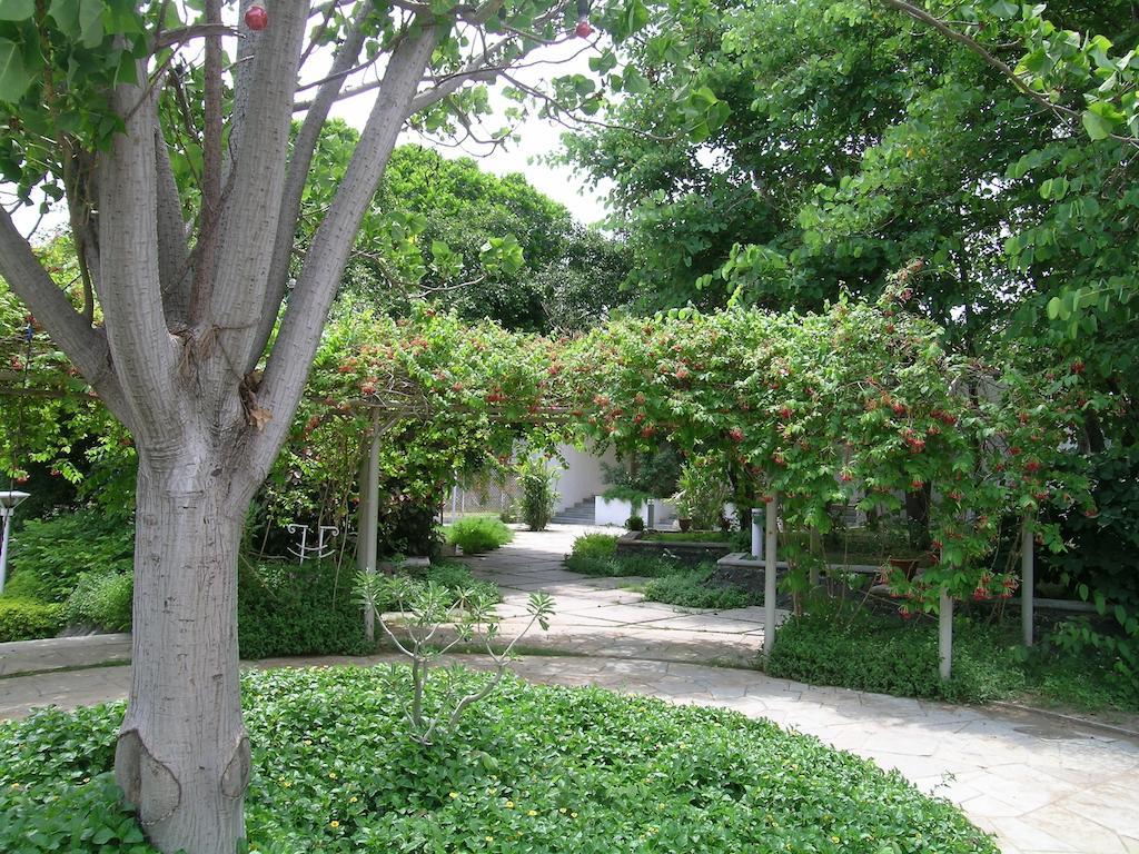 The Meadows Resort And Spa Aurangabad  Exteriör bild